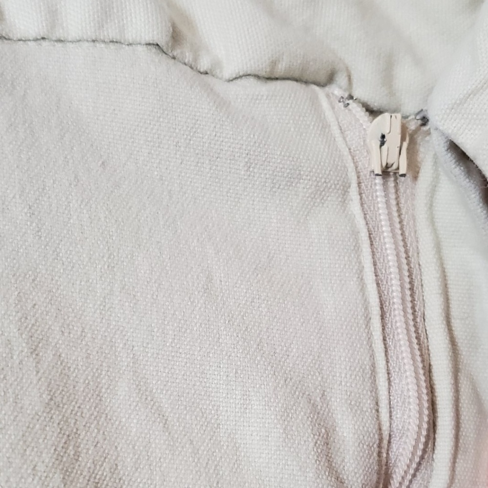 Cream capris - Picture 4 of 5